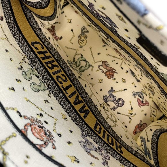 Christian Dior - NEW 2022 Large Pixel Zodiac Embroidered Canvas Book Tote - Picture 5 of 15